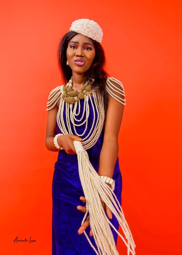 Osamudiamen Benin white coral combo