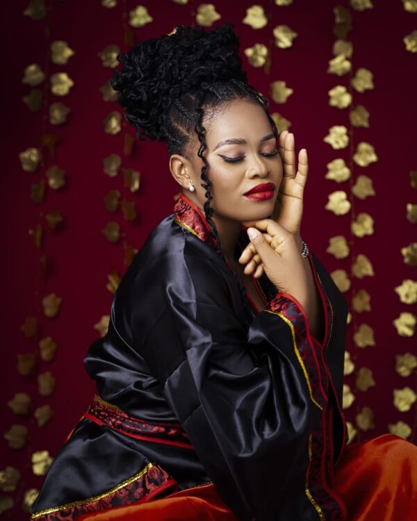 Chinese costume for women