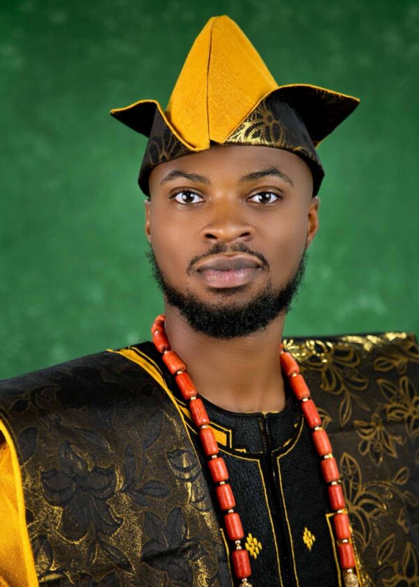 Adesola Yoruba men's Aso-oke combo